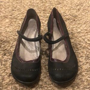 Jambu Mary Jane heels. Size 8. Worn just a few times.